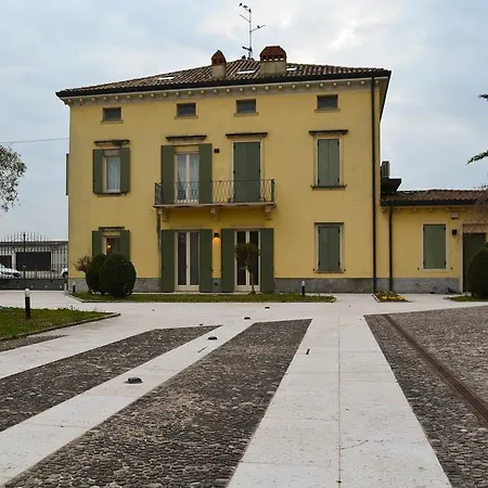 Casa Milena Guest house